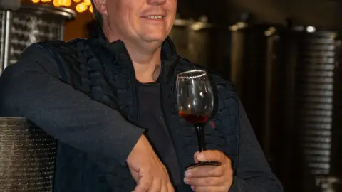 5 tételes borkóstoló pincetúrával Szentendrén - Rustica Borműhely 20