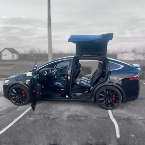 824 lóerős Tesla X vezetés / Ízelítő csomag