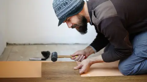 Melegburkolás workshop Budapesten: Úsztatott padlók, vinyl és laminált megoldások 4