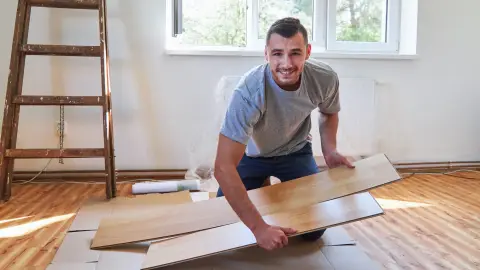 Melegburkolás workshop Budapesten: Úsztatott padlók, vinyl és laminált megoldások 2