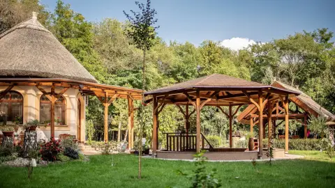 Privát wellness lánybúcsú a Zarah Tanyán – 2 éjszakás élmény Cserkeszőlőn 9