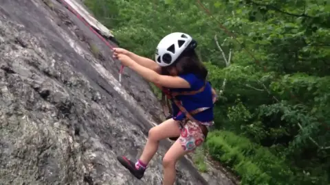 Adrenalin a magasban! – Sziklamászás a Mátrában 1