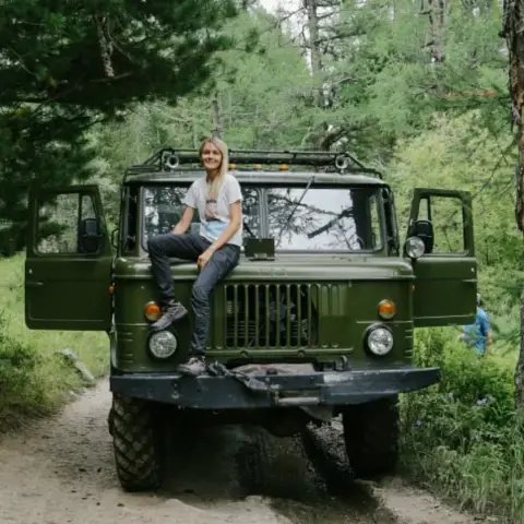 Platórodeó! – Utazás egy igazi katonai csapatszállítóval Balatonakalin