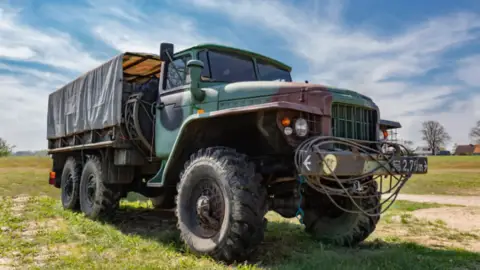 Platórodeó! – Utazás egy igazi katonai csapatszállítóval Balatonakalin 3