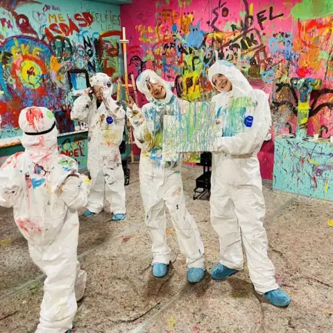 Színes kavalkád a Nagy Nap előtt! – Lánybúcsú a Fröcskölőben ajándék itallal