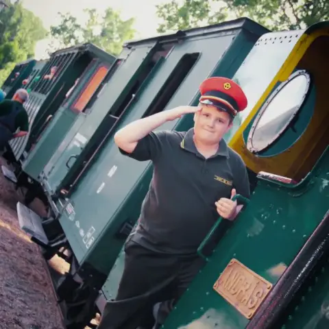 Kalauz élmény gyerekeknek a Nagycenki Széchenyi Múzeumvasúton