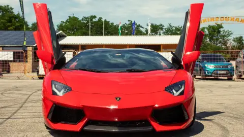 Lamborghini Aventador élményvezetés a Kakucs Ring versenypályán 8