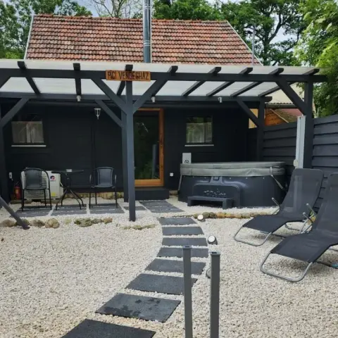 Pici Angel House – Páros kikapcsolódás Noszvajon