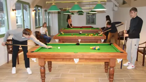 Biliárd & Darts – 2 óra játék 2 fő részére Aszófőn egy ajándék üveg borral! 5