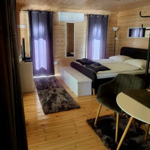 Woodbox apartman – Páros kikapcsolódás Noszvajon