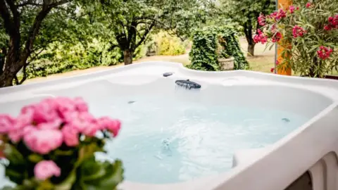 Rusztikus és modern szállás Cseszneken: D9 Cottage a Bakonyban – Ahol öröm felébredni! 12