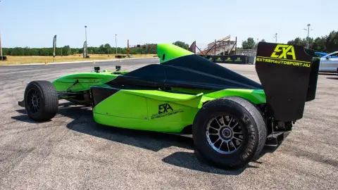 Formula BMW versenyautó vezetés a Kakucs Ringen 6