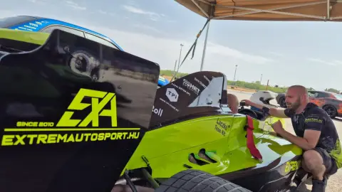 Formula BMW versenyautó vezetés a Kakucs Ringen 10