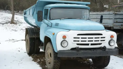 ZiL-130 – Teherautó élményvezetés a MultiShoot City Élményparkban 2