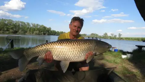24 órás Apa-Fia pecamaraton Gyöngyösön – Profi vezetővel és fogási garanciával! 2