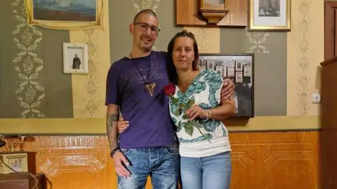 Rejtvényes lánykérés szabadulószobában Budapesten 13