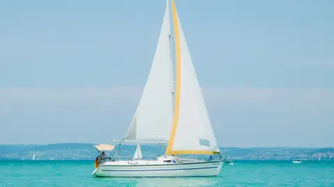 Balatoni Vitorlázás Siófokon – 4 fő részére 7