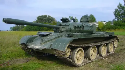 Legendás T-59 harckocsi élményvezetés tankvezetési tereppályán Tapolcán 7