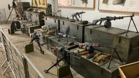 VT-55 harckocsi élményvezetés tankvezetési tereppályán Tapolcán 1