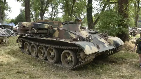 Tankvezetés VT-55 harckocsival Balatonakalin 11