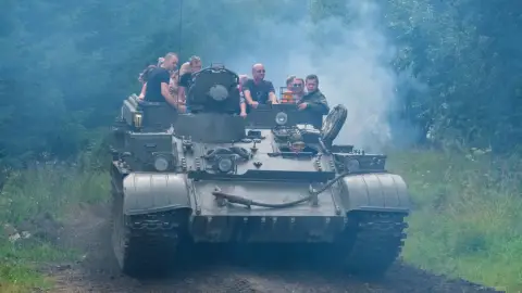 Tankvezetés VT-55 harckocsival Balatonakalin 6