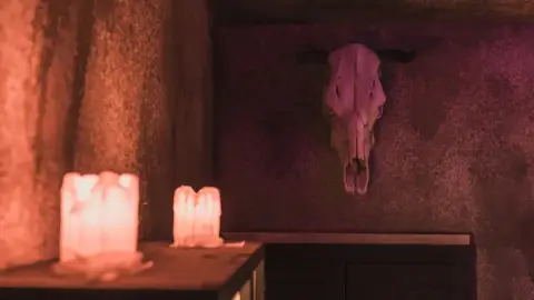 Kísértetház – 'GAME OVER' Szabadulószoba Budapesten 7