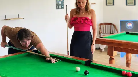 Biliárd & Darts – 2 óra játék 2 fő részére Aszófőn egy ajándék üveg borral! 8