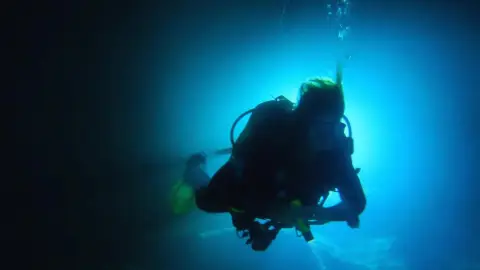 Éjszakai merülés és Chill a haverokkal Tatán, a Fényes-forrásnál 1