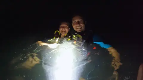 Éjszaka a Mélyben: Apa-Fia melegvízű Búvárkaland Tatán, a Fényes-forrásban 2