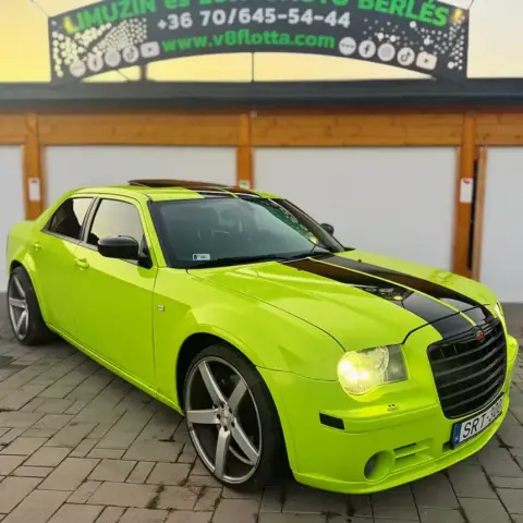 Chrysler C300 SRT 1 napos bérlés Polgárdi környékén