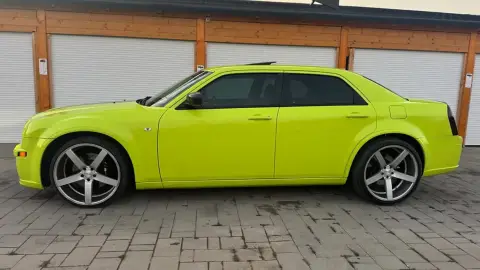 Chrysler C300 SRT 1 órás élményvezetés Polgárdi környékén 2