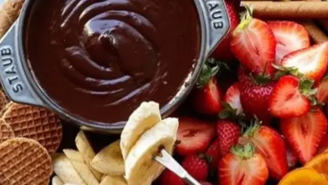"Édes Pillanatok" Fondue-est Budapesten – Csokoládéval leöntött élmény! 2