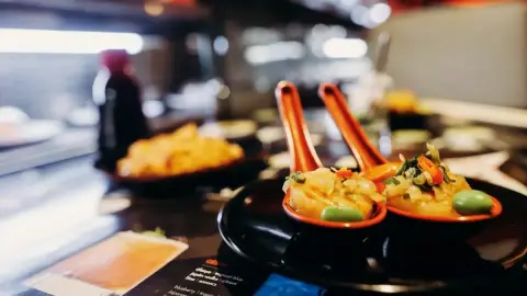 Ázsiai ízkavalkád kettesben a Wasabi Running Sushi & Wok étteremben (Podmaniczky u.) 29