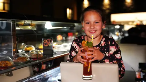 Ázsiai ízutazás Anyával: Korlátlan fogyasztás a Wasabiban! (MOM Park) 21