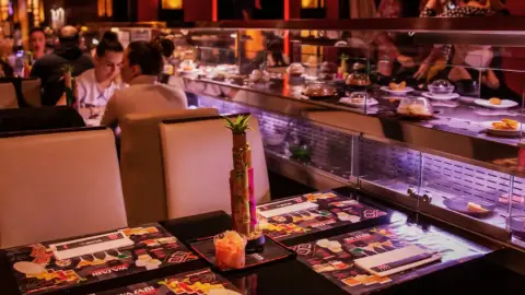 Ázsiai ízkavalkád kettesben a Wasabi Running Sushi & Wok étteremben (Podmaniczky u.) 11