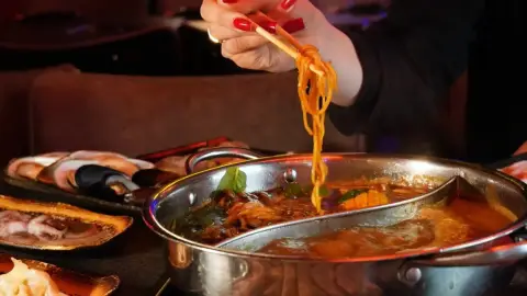 What's Running – Soup & Sushi & Hotpot: Korlátlan fogyasztással! 3