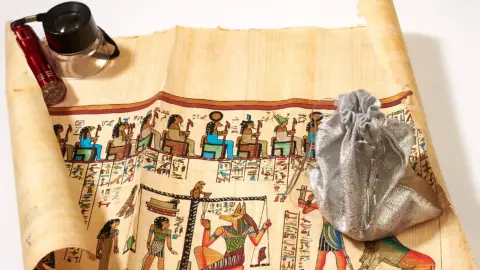 A mágikus papirusz /World of Adventures szabadtéri játék biciklivel 3