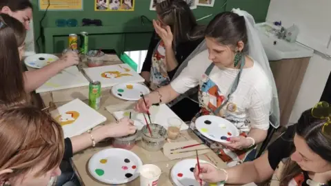 Akril élményfestés cicákkal - Workshop 11