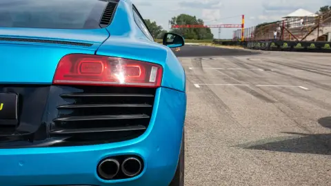 Audi R8 élményautózás gyerekeknek a Kakucs Ring versenypályán 26