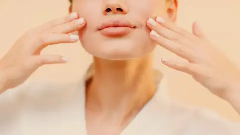 FACE YOGA Tréner: Arcfeszesítő jóga tréner & Arcmasszőr képzés – Online 4