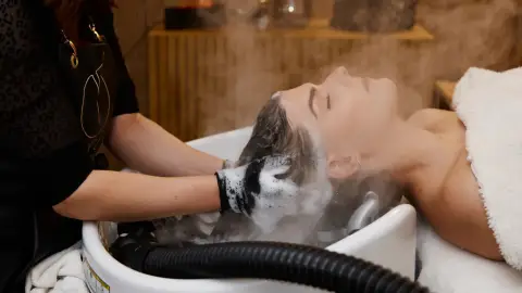 YURU GLAM csomag Budapesten: Japán hajszerkezet regeneráló hair spa kezelés + Smink 11