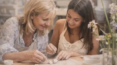 Anya-Lánya porcelán workshop Budapesten – 2 alkalom 12