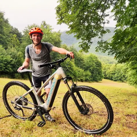 E-bike-kal a Budai-hegyekben! – Vezetett túra, választható desztinációkkal