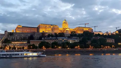 Romantikus hajótúra a budapesti Dunán Kettesben – Korlátlan Proseccoval! 25