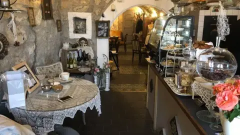 La Vie en Rose – Luxus reggeli 2 fő részére a C’est La Vie Caféban, Pátyon 2