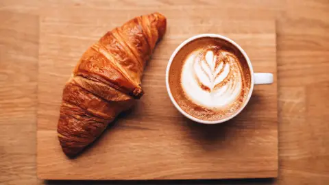 Un Moment entre Amies – Barátnős kávézás a C’est La Vie Caféban, Pátyon 2