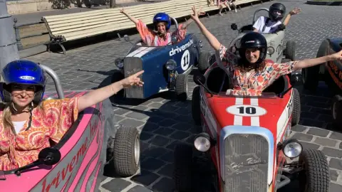 Mini Hot Rod túra Budapest belvárosában – Napfelkeltében! 10