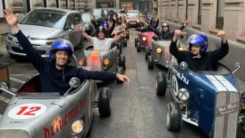Mini Hot Rod túra Budapest belvárosában – Napfelkeltében! 19