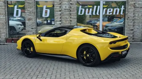 Ferrari 296 GTS – közúti élményvezetés Budapestről indulva 5