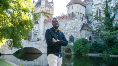 Egyéni portré fotózás szabadtéren vagy műteremben Budapesten – profi megjelenés, örök érték! 5